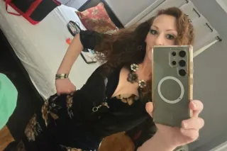 **PETITE REDHEAD AVAIL. NOW** - Image 8