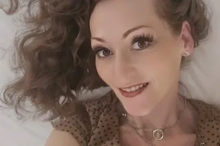 **PETITE REDHEAD AVAIL. NOW** - Image 3